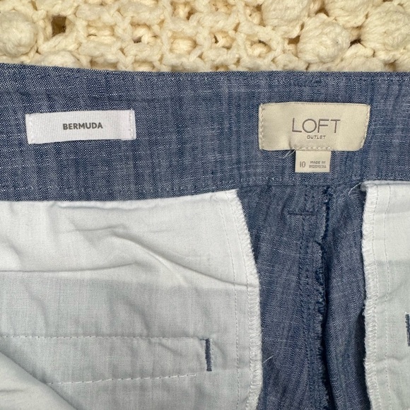 LOFT Blue Women’s Shorts - Picture 10 of 12